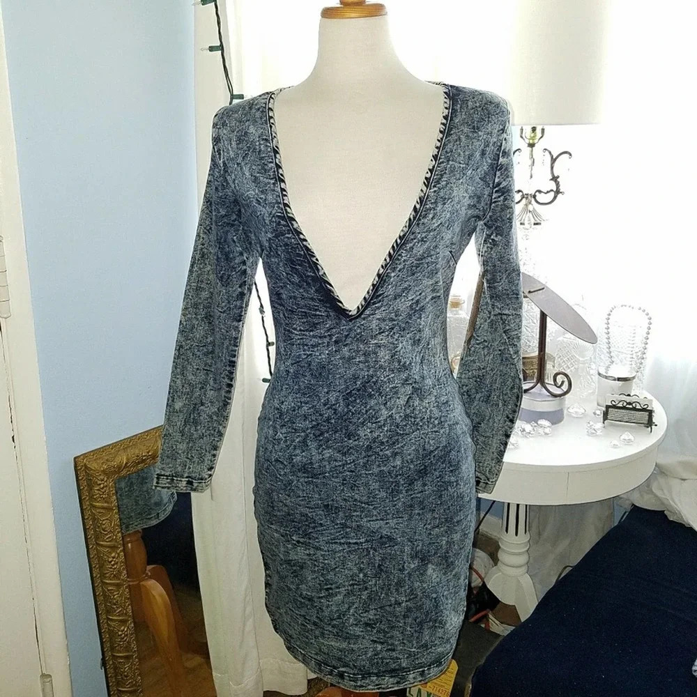 Aphrodite Denim Dress • Sexy Plunge Neckline • Stonewashed • Size Medium